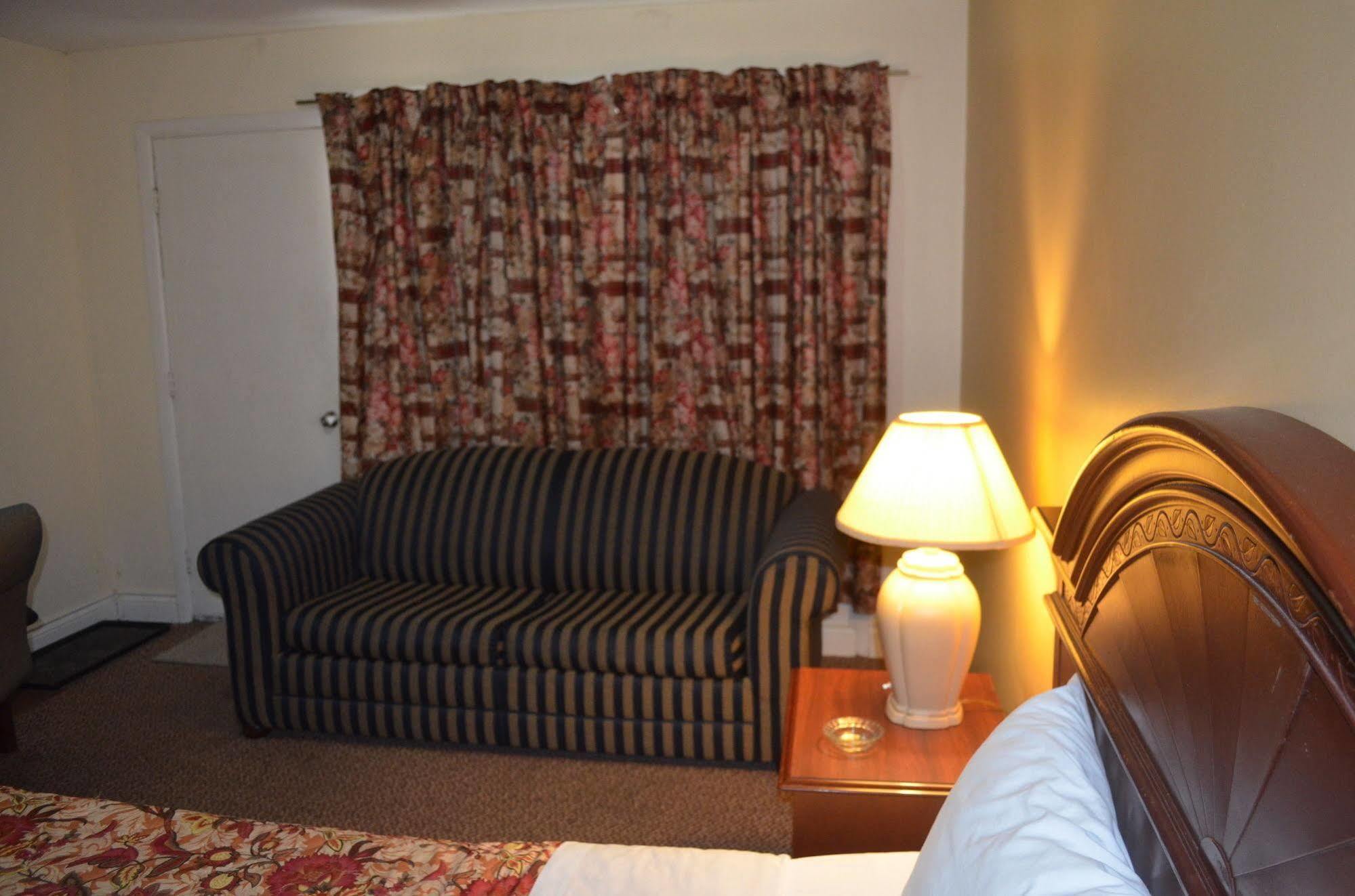 Mohawk Motel Brantford Esterno foto