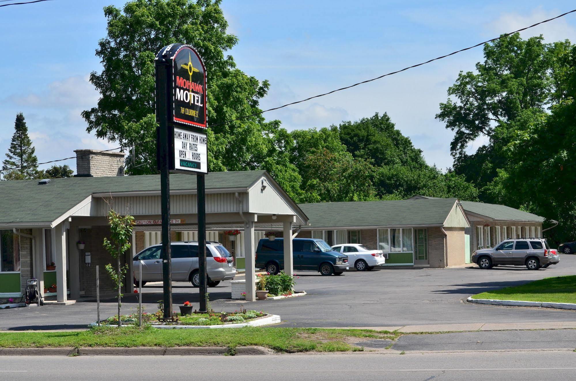 Mohawk Motel Brantford Esterno foto